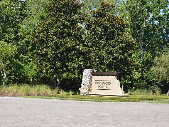 3rd image of 165 Sabal Lake Dr