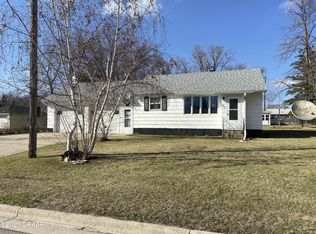 407 Lincoln Ave NE, Fertile, MN 56540