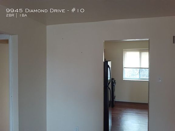 2nd image of 9945 Diamond Dr APT 10