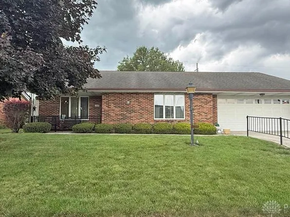 612 Westview Dr, Piqua, OH 45356