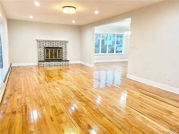 4th image of 108 Joan Ct