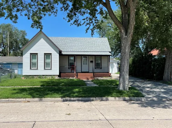 1418 W 5th St, Grand Island, NE 68801