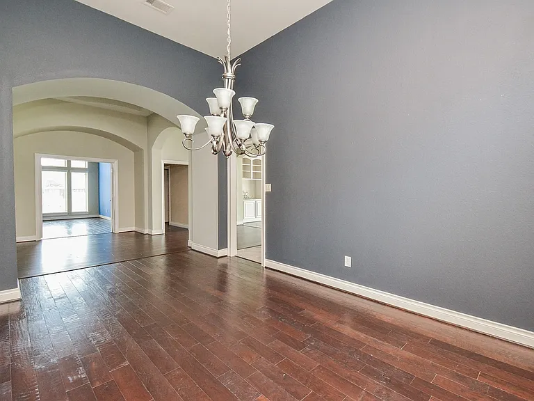 28803 Davenport Dr — Photo 5