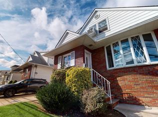 725 5th St, Secaucus, NJ 07094