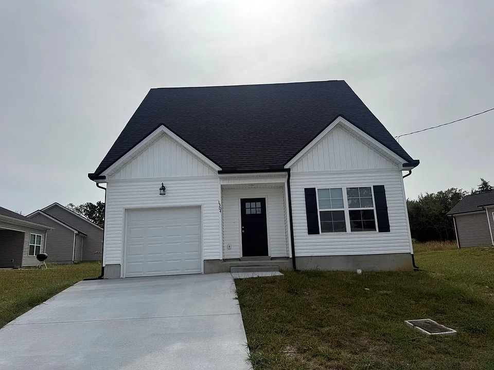 1304 Lakewalk Dr