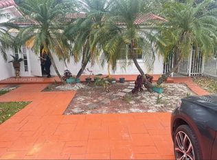 1362 NW 102nd St #2, Miami, FL 33147