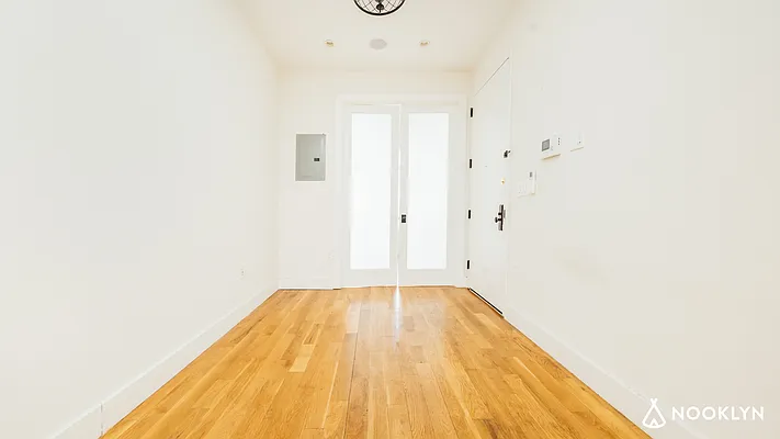 Rented by Nooklyn NYC LLC | media 15