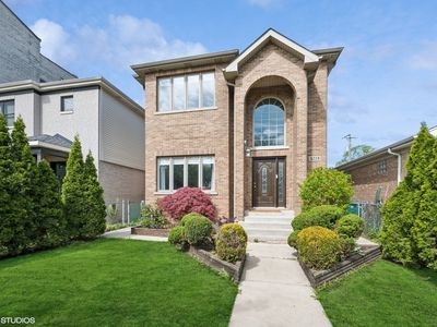 4218 N California Ave, Chicago, IL, 60618
