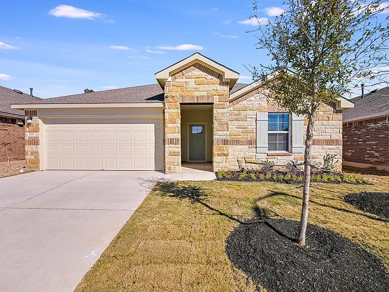 2632 Indian Clover Trl — Photo 1