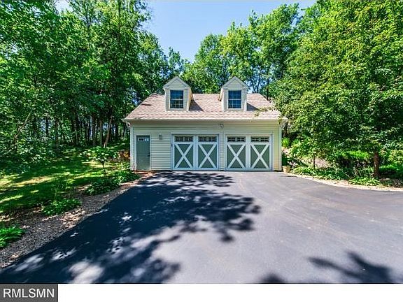 Extra 2 car detached garage, could maybe even fit 3 cars.