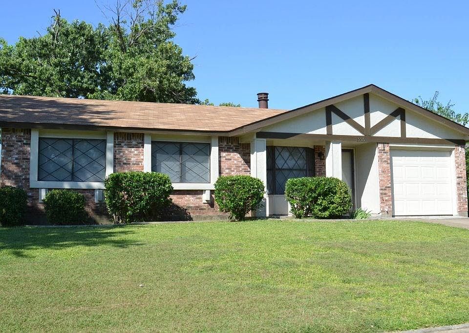 1st image of 1930 Bosque Dr