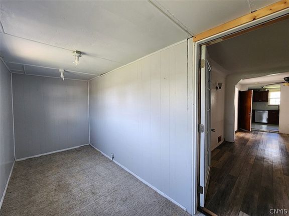 4th image of 729 Milan Ave