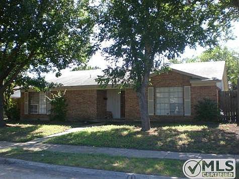 1st image of 2522 Richcreek Dr