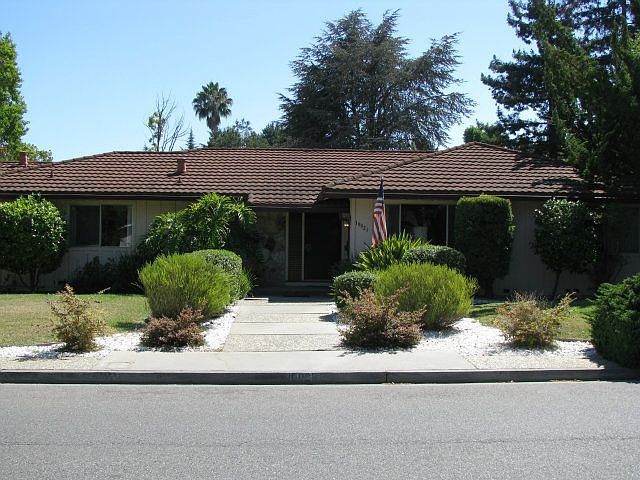 1st image of 19921 Winter Ln