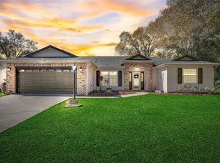 25273 Lost Oak Cir, Leesburg, FL 34748