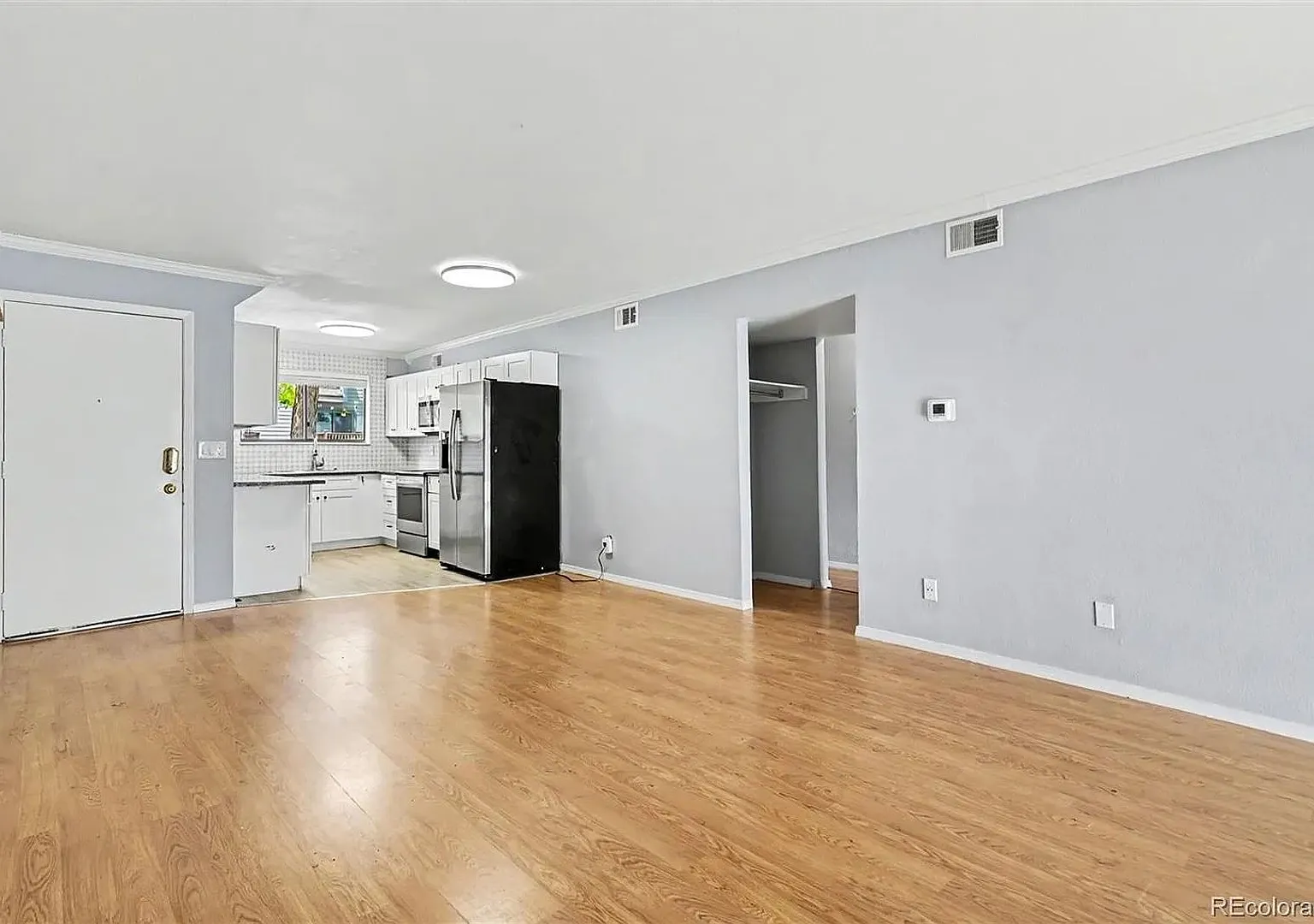 Comfortable 2-Bedroom, 2-Bath Condo in Established Lakewood Community! — Photo 2