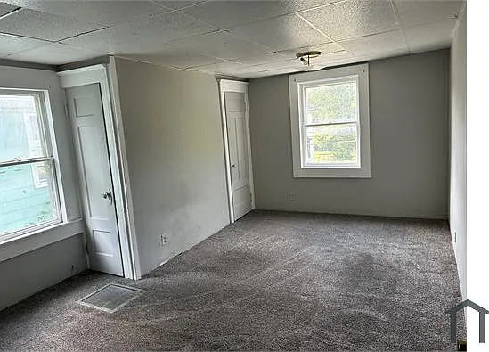 144 Rohr St — Photo 10