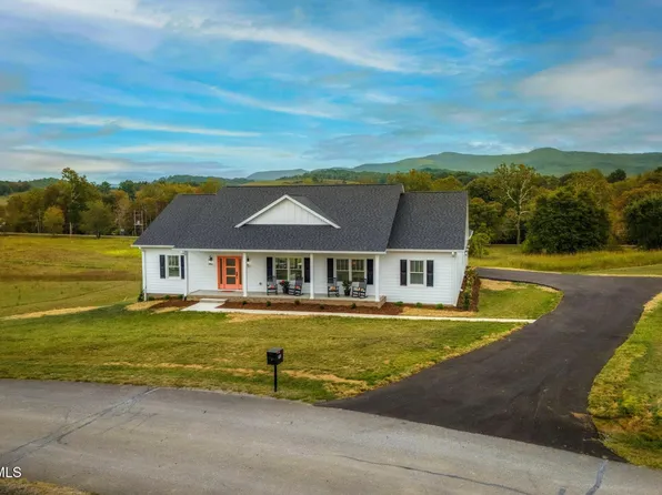 182 Saint Johns Way, Chilhowie, VA 24319