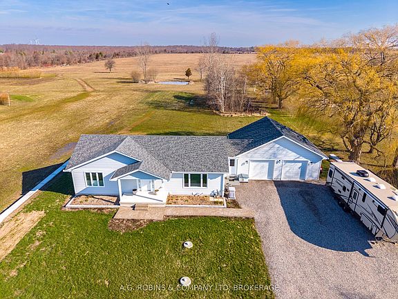 3rd image of 11716 Lakeshore Rd