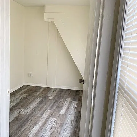 1 bed, 875 sqft, $1,400 — Photo 4