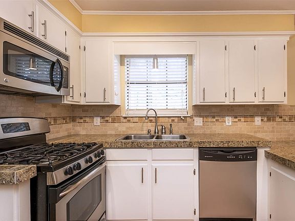 5th image of 1229 Trailwood Ln