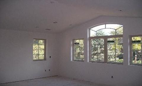 3rd image of 1118 S Josephine St