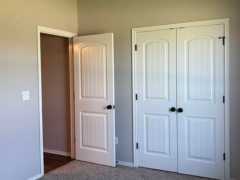 2209 E Grassland Ln — Photo 20