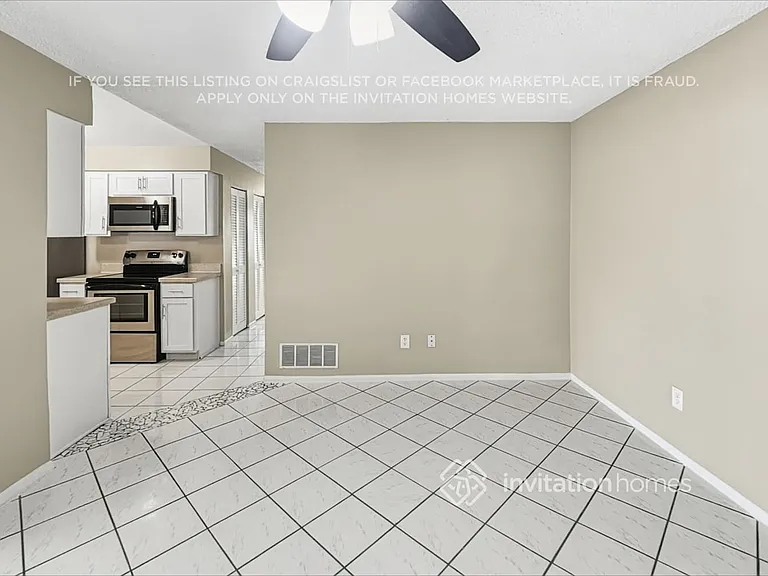 10948 Tangora St — Photo 9