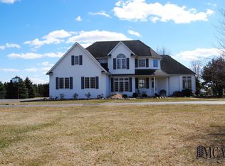 77 E Sub Station Rd, Temperance, MI 48182