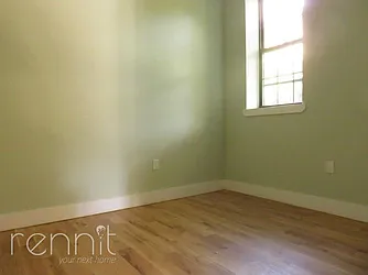 Rented by Rennit Inc.