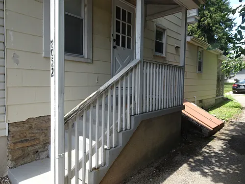 205 E Montgomery Ave #B Photo 1