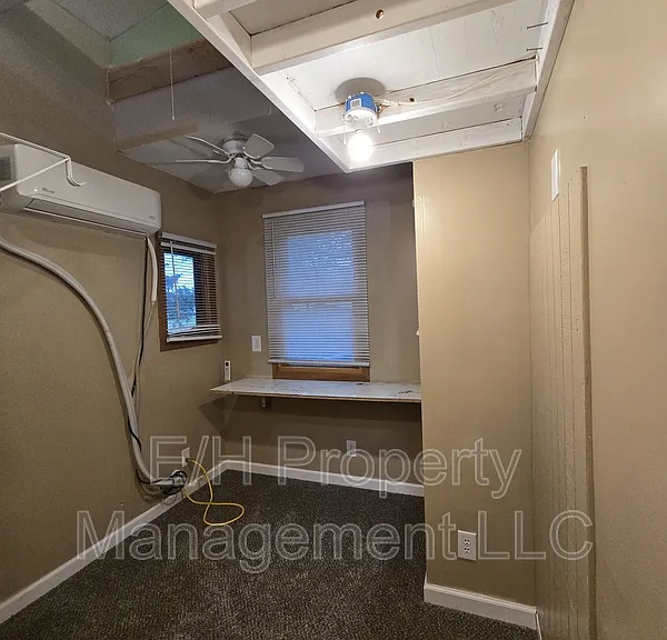 635 N Andover Rd — Photo 21