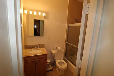 Rented by Mossanen Group