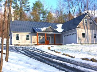 934 Heald Rd, Proctorsville, VT 05153