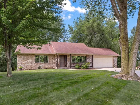 17781 Jasper Ct, Lakeville, MN 55044