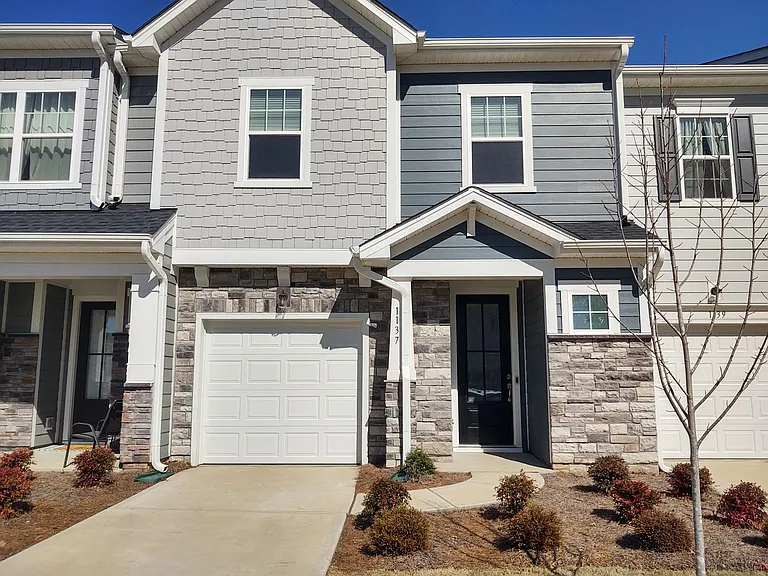 1137 Grays Mill Rd — Photo 1