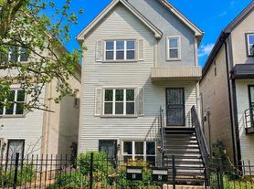 6540 S Kenwood Ave, Chicago, IL