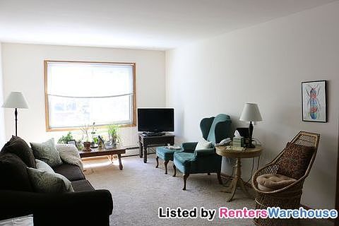 1st image of 529 17th Ave N APT 207