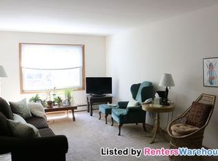 529 17th Ave N APT 207, Hopkins, MN 55305