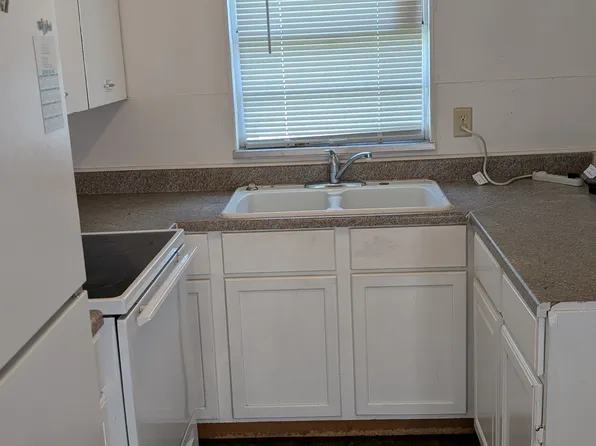 4 E Signal Dr, Rapid City, SD 57701