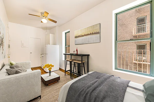 Rented by REAL New York | media 9