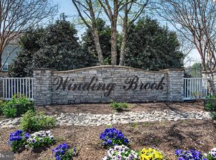 13721 Flowing Brook Ct, Chantilly, VA