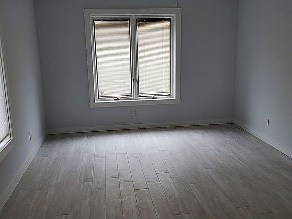 5th image of 655A East Broadway