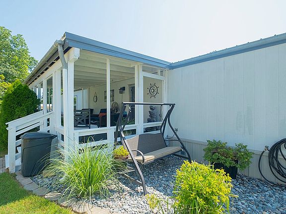 5th image of 8323 Harbor Dr