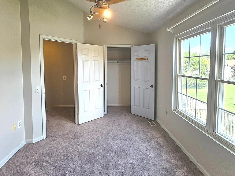 6552 Old Carriage Ln — Photo 27