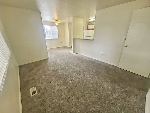 2nd image of 408-420 N Broadmore Way #420-202