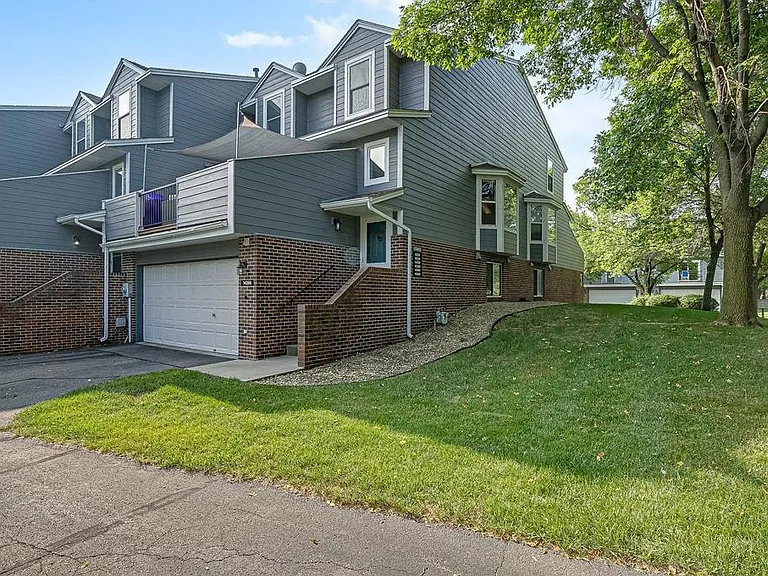 14266 Estates Ave — Photo 1
