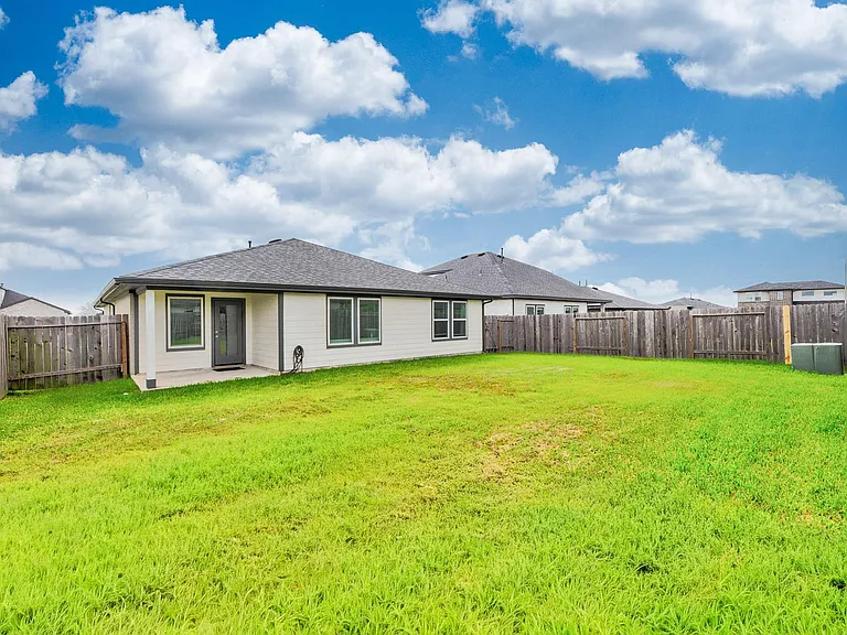 28926 Yachting Point Ln — Photo 30