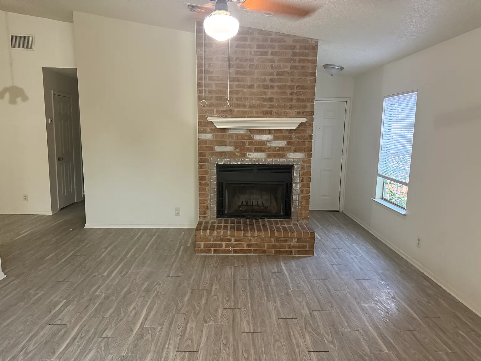 14503 Woods Hole Dr — Photo 3