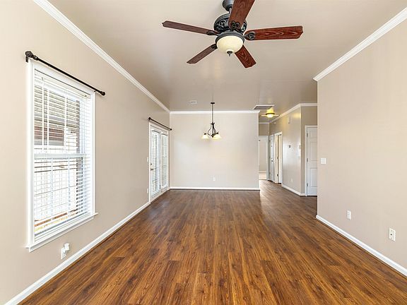 4th image of 35 Crescent Moon Ct